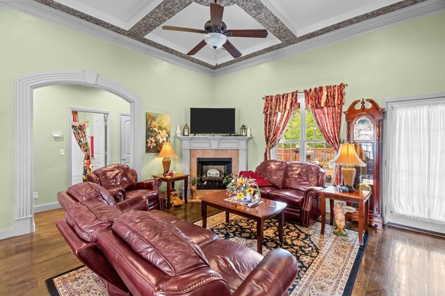 515 S Fredrick Way, Boiling Springs, SC 29316