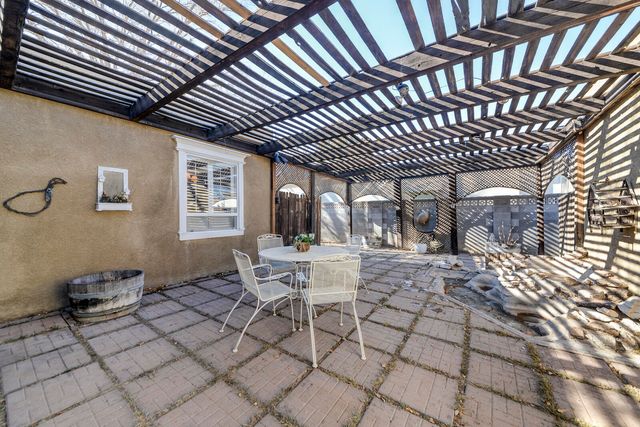 6101 Quemado Drive NE, Albuquerque, NM 87109