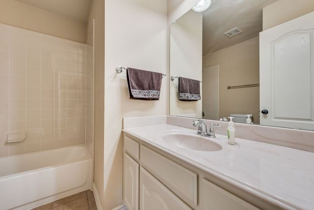 932 Cook Street, Mansfield, TX 76065