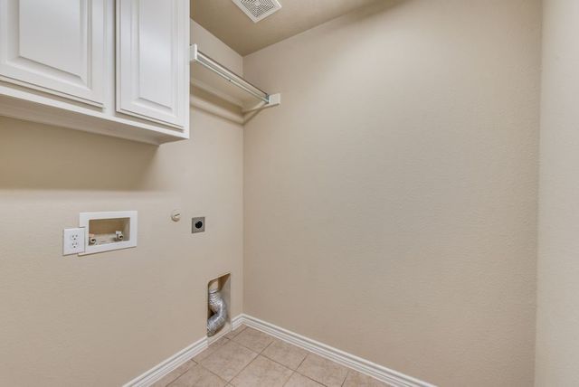 932 Cook Street, Mansfield, TX 76065