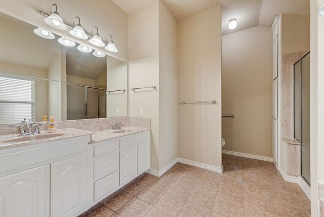 932 Cook Street, Mansfield, TX 76065