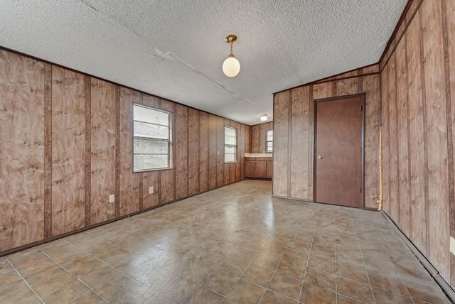 932 Cook Street, Mansfield, TX 76065