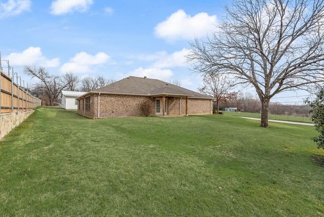 932 Cook Street, Mansfield, TX 76065