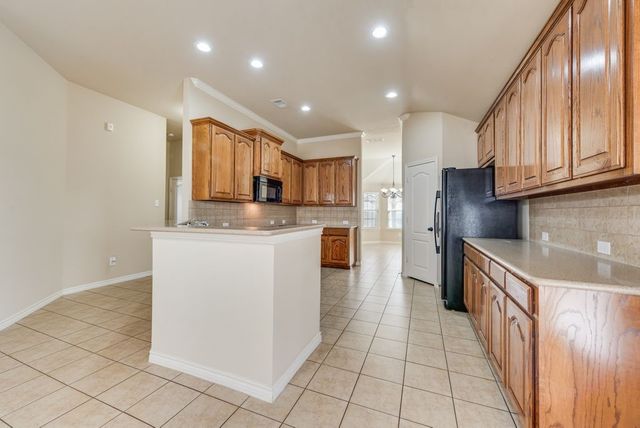 932 Cook Street, Mansfield, TX 76065