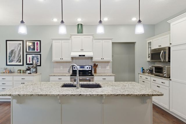 5618 E Pearson Parkway, Strafford, MO 65757