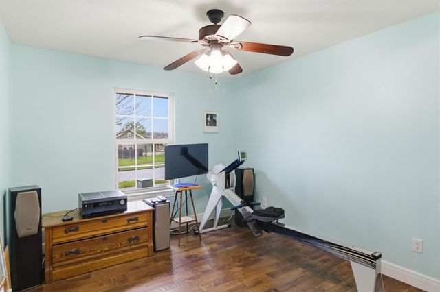 5618 E Pearson Parkway, Strafford, MO 65757