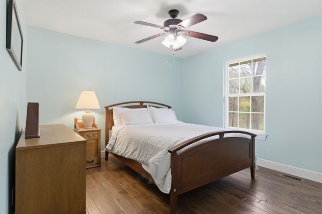 5618 E Pearson Parkway, Strafford, MO 65757