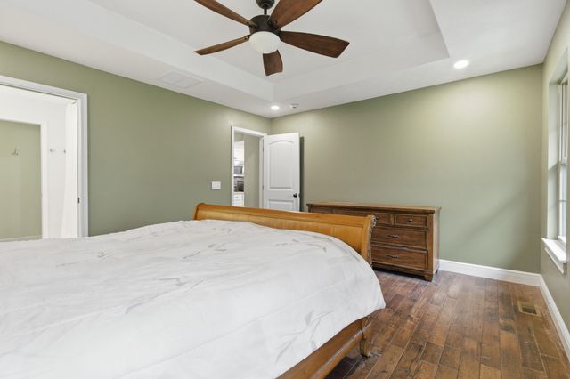 5618 E Pearson Parkway, Strafford, MO 65757