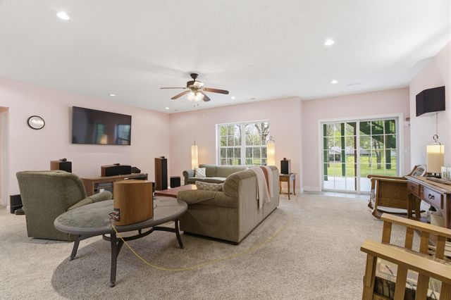 5618 E Pearson Parkway, Strafford, MO 65757