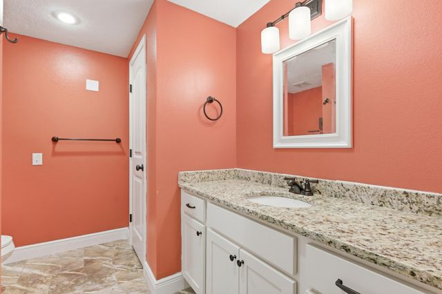 5618 E Pearson Parkway, Strafford, MO 65757