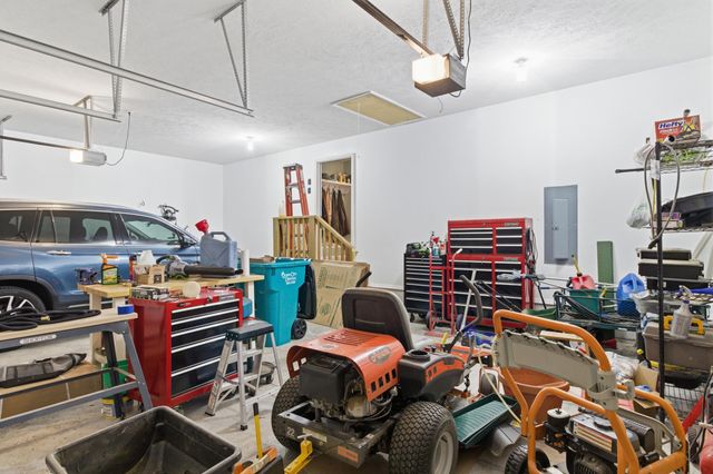 5618 E Pearson Parkway, Strafford, MO 65757
