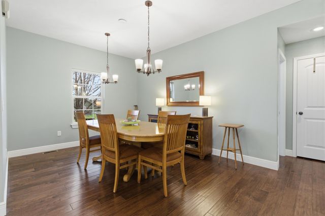 5618 E Pearson Parkway, Strafford, MO 65757