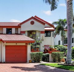 7856 Lexington Club Boulevard Unit B, Delray Beach, FL 33446