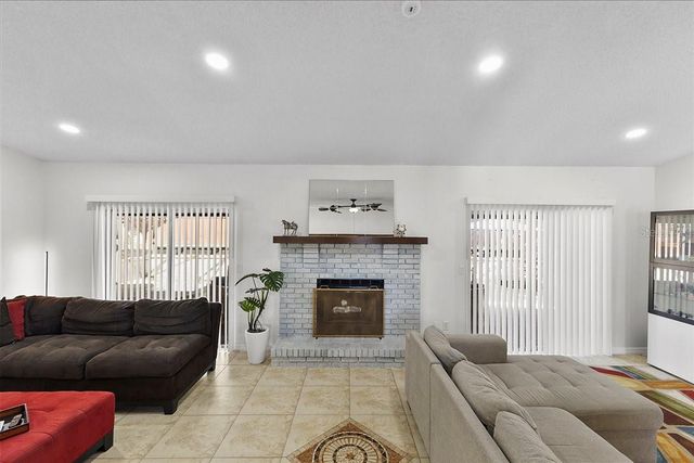 986 TURKEY HOLLOW CIRCLE, Winter Springs, FL 32708