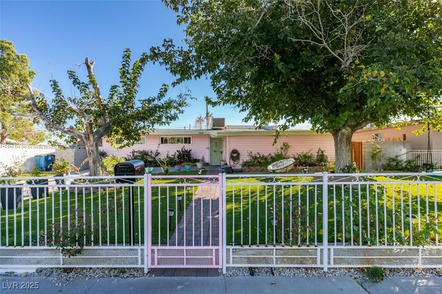 700 North 14th Street, Las Vegas, NV 89101