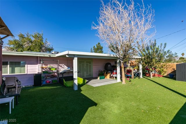 700 North 14th Street, Las Vegas, NV 89101