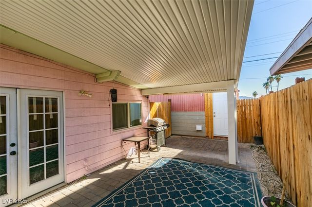 700 North 14th Street, Las Vegas, NV 89101