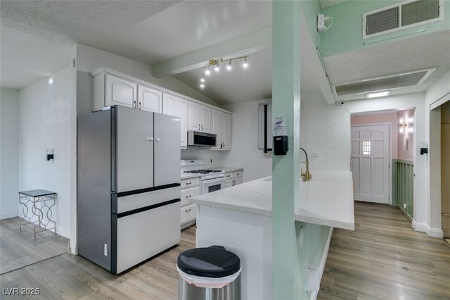 700 North 14th Street, Las Vegas, NV 89101