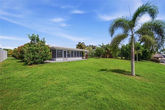 3106 SE 18TH PLACE, Cape Coral, FL 33904