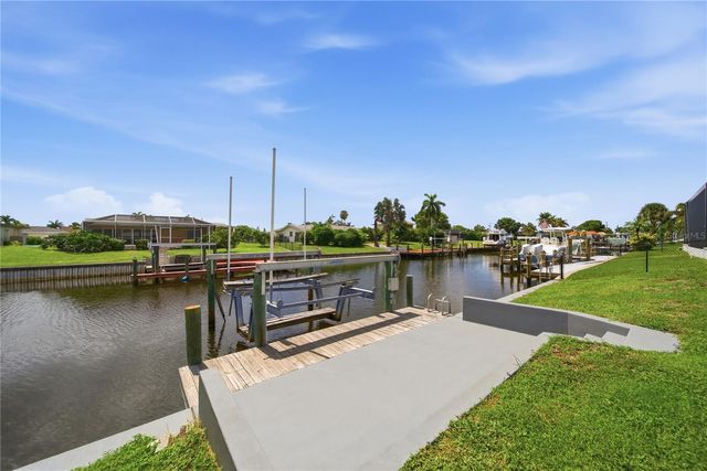 3106 SE 18TH PLACE, Cape Coral, FL 33904