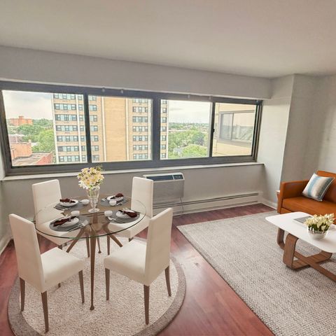 7337 S South Shore Drive 1008, Chicago, IL 60649