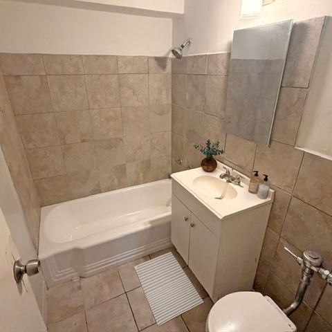 7337 S South Shore Drive 1008, Chicago, IL 60649