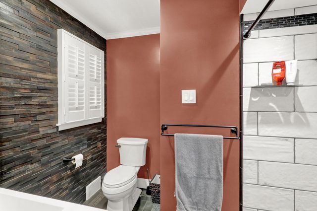 18 HILLSIDE RD, Birdsboro, PA 19508