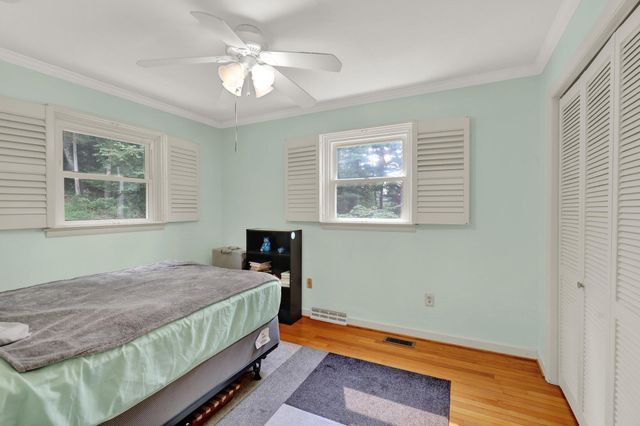 18 HILLSIDE RD, Birdsboro, PA 19508