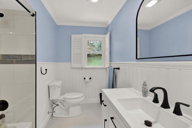18 HILLSIDE RD, Birdsboro, PA 19508
