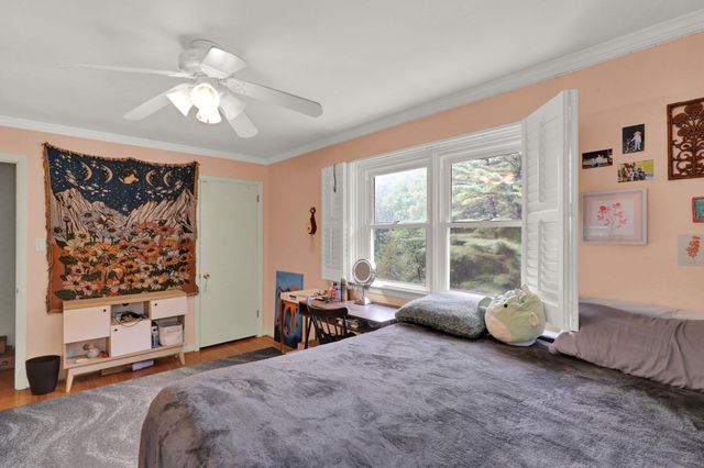 18 HILLSIDE RD, Birdsboro, PA 19508