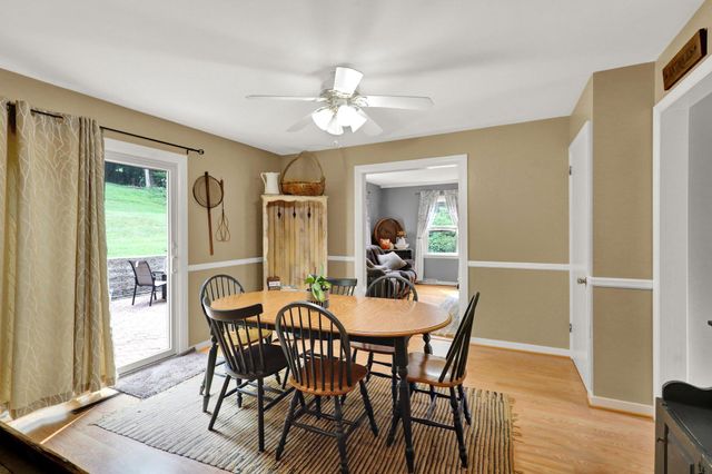 18 HILLSIDE RD, Birdsboro, PA 19508