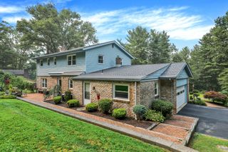 18 HILLSIDE RD, Birdsboro, PA 19508