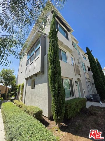 306 S Derek Lane, La Habra, CA 90631