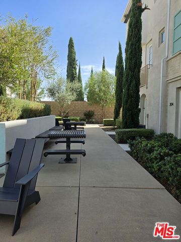 306 S Derek Lane, La Habra, CA 90631