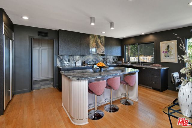 130 Dapplegray Road, Bell Canyon, CA 91307