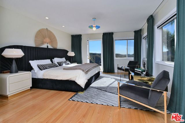 130 Dapplegray Road, Bell Canyon, CA 91307