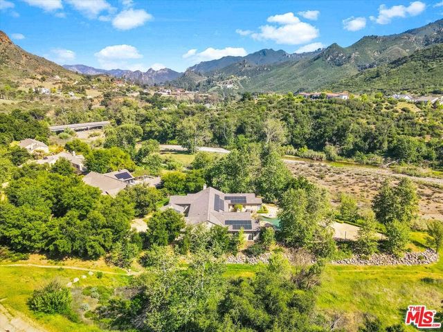 29734 Mulholland Highway, Agoura Hills, CA 91301