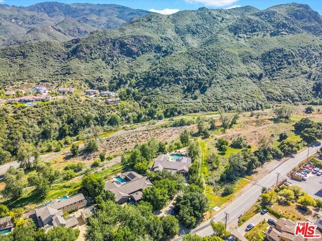 29734 Mulholland Highway, Agoura Hills, CA 91301