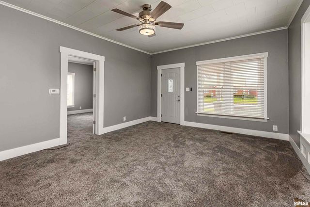 810 E MAIN Street, Westfrank, IL 62896