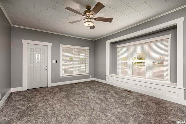 810 E MAIN Street, Westfrank, IL 62896