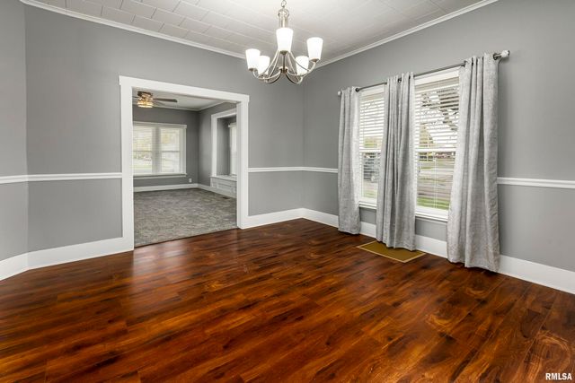 810 E MAIN Street, Westfrank, IL 62896