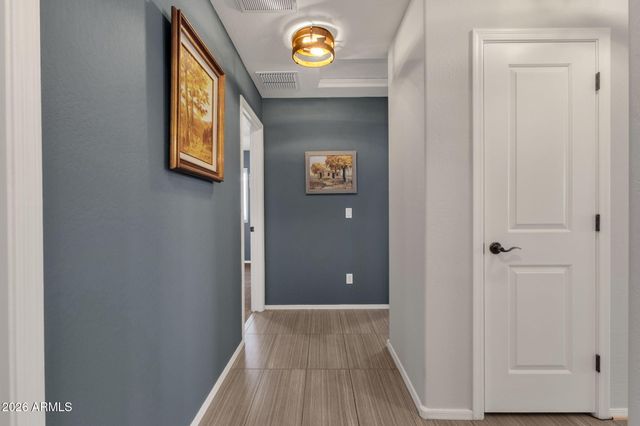 1858 W EXPRESSMAN Street, Apache Junction, AZ 85120
