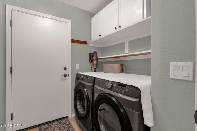 1858 W EXPRESSMAN Street, Apache Junction, AZ 85120