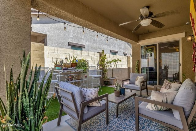 1858 W EXPRESSMAN Street, Apache Junction, AZ 85120
