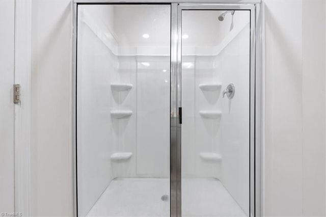 4556 Heatherly Road, Winston-salem, NC 27105