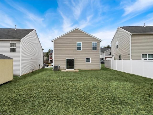 4556 Heatherly Road, Winston-salem, NC 27105