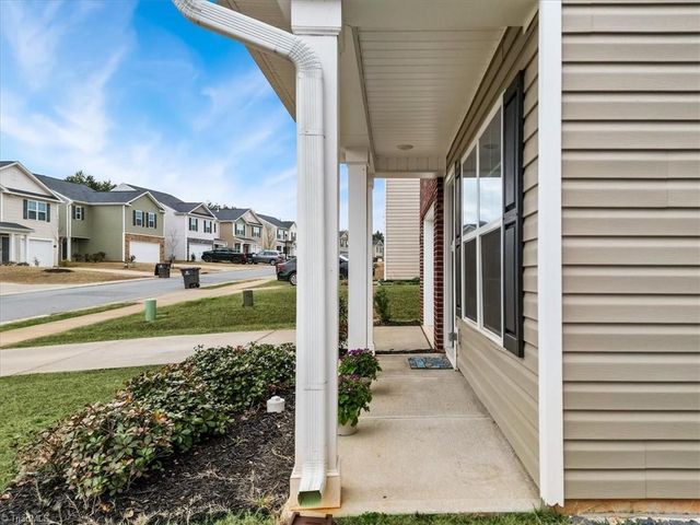 4556 Heatherly Road, Winston-salem, NC 27105