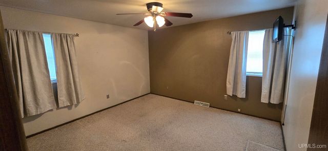 705 Mullen Street, Quinnesec, MI 49876