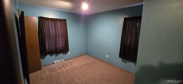 705 Mullen Street, Quinnesec, MI 49876