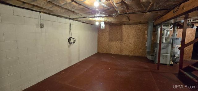 705 Mullen Street, Quinnesec, MI 49876